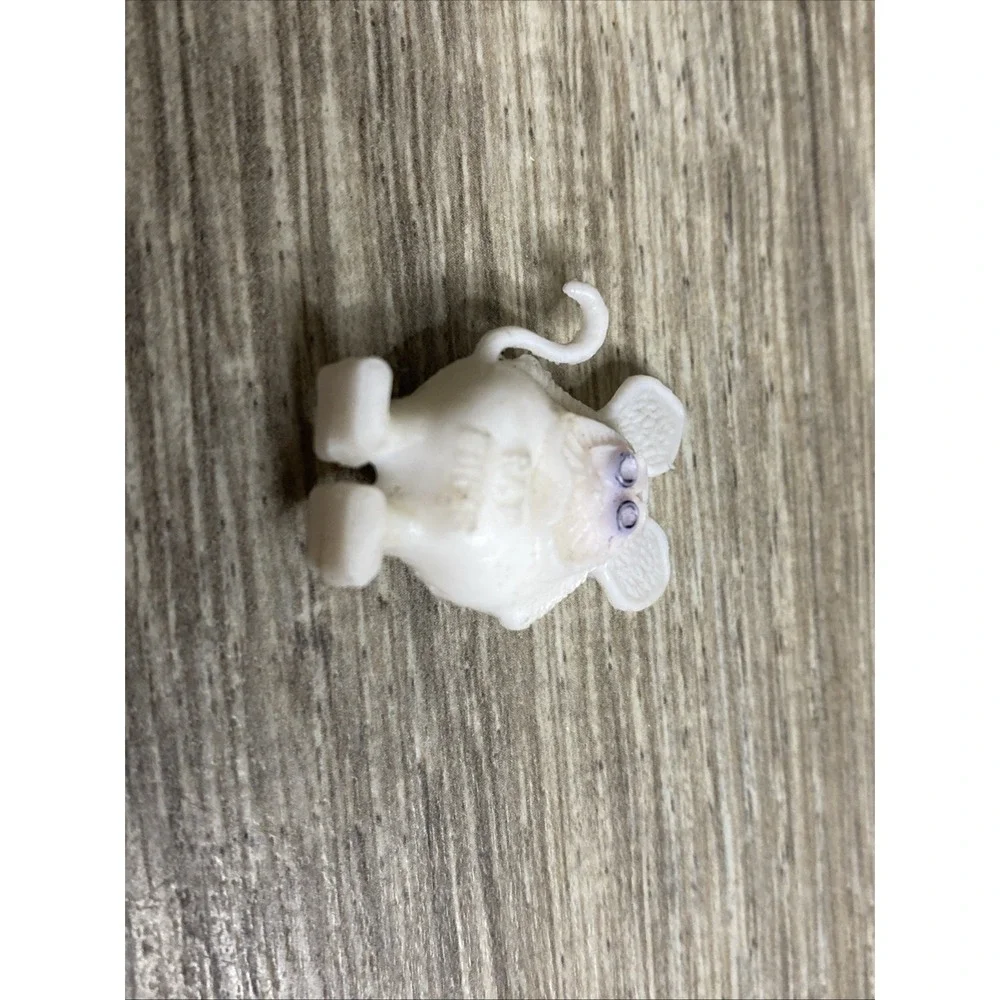 Original 5c Vintage 60s RATFINK Charm White Ed Roth Gumball Monster Toy Rare